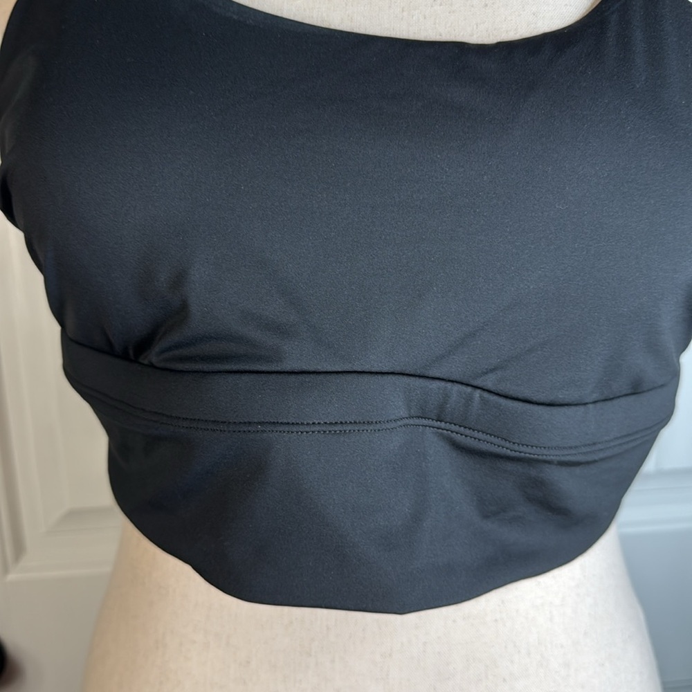 Nike Women's Essential Scoop Neck Plus Size Midkini Swim Top Sz 1X NWOT - Picture 4 of 13